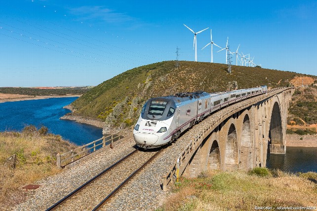 tren corredor atlantico ferroviario